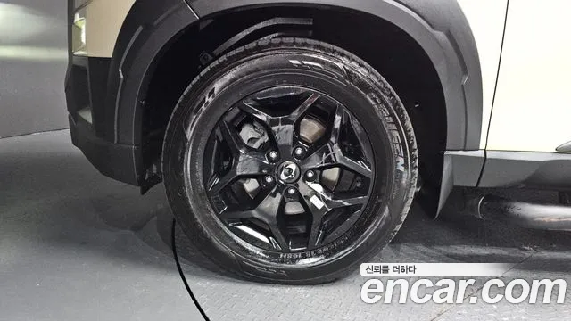 KG_Mobility_Ssangyong Rexton 2024 thumb 5