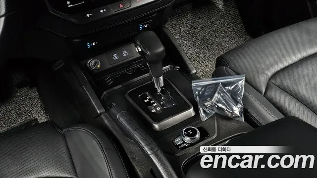 KG_Mobility_Ssangyong Rexton 2024 thumb 9