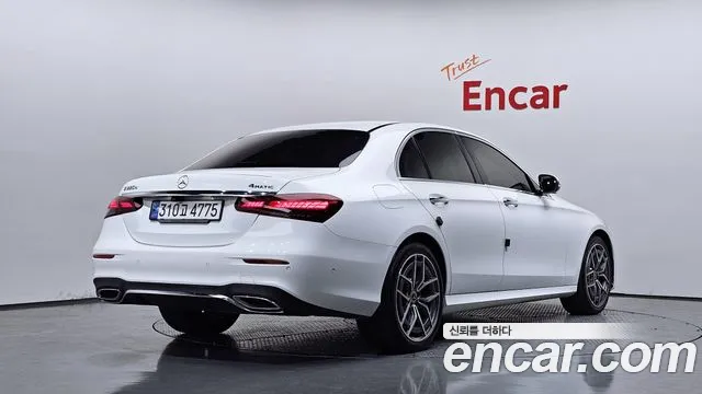 Mercedes-Benz E-Класс 2022 thumb 2