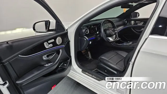 Mercedes-Benz E-Класс 2022 thumb 10