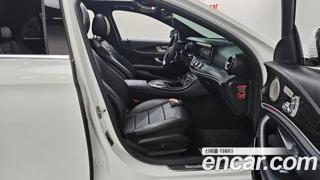 Mercedes-Benz E-Класс 2022 thumb 11