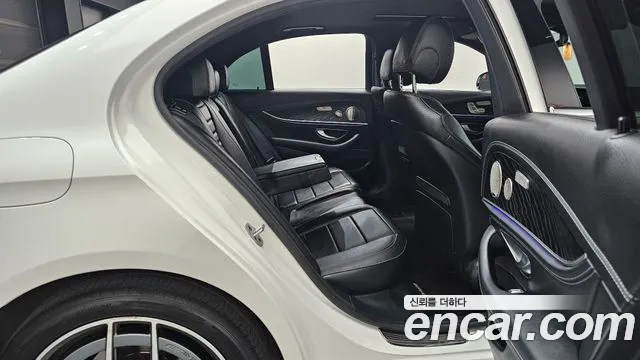 Mercedes-Benz E-Класс 2022 thumb 12