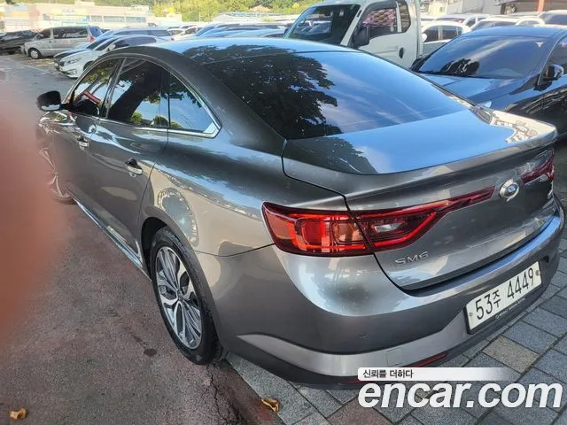 Renault Megane 2017 thumb 2