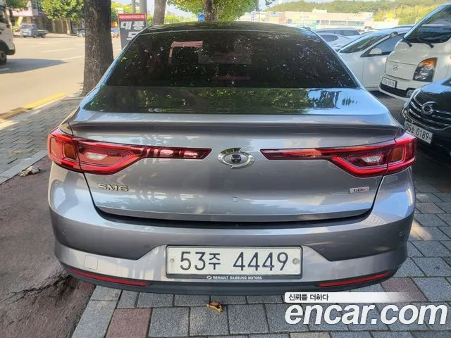Renault Megane 2017 thumb 4
