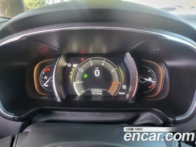 Renault Megane 2017 thumb 8