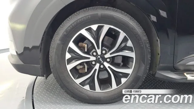 Kia Carnival 2022 thumb 5