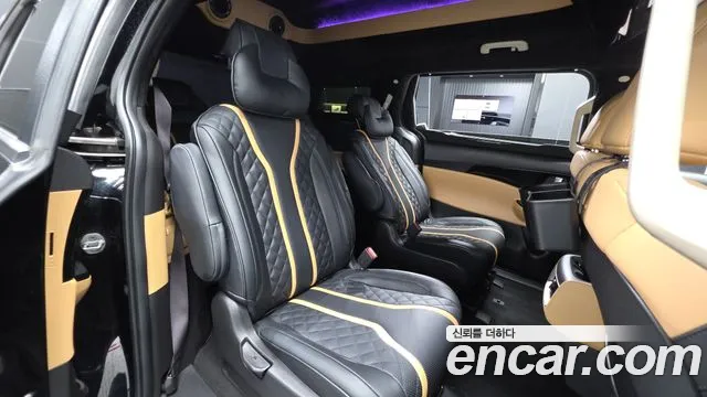 Kia Carnival 2022 thumb 11