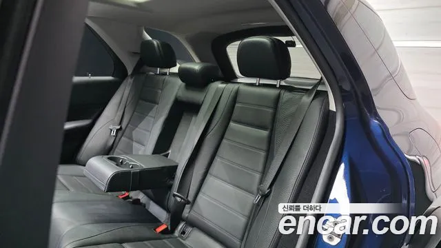 Mercedes-Benz GLE 2021 thumb 12