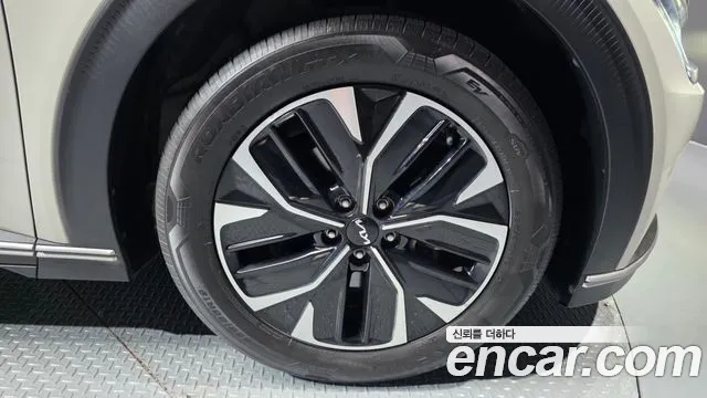Kia EV6 2023 thumb 5