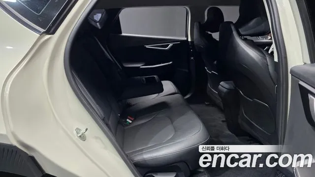 Kia EV6 2023 thumb 12