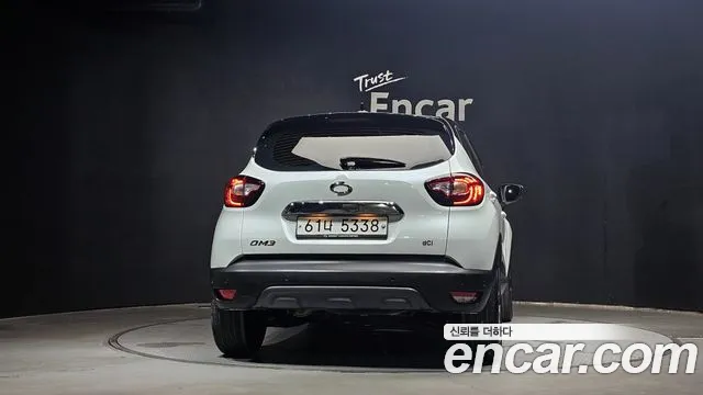 Renault Captur 2018 thumb 4