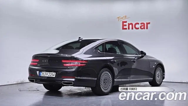 Genesis G80 2022 thumb 2