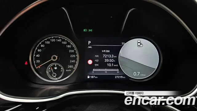 Genesis G80 2022 thumb 8