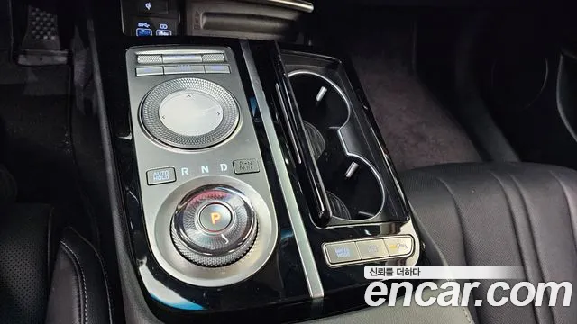 Genesis G80 2022 thumb 9