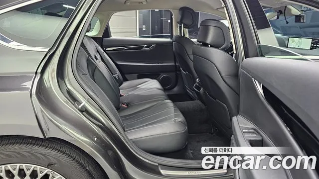 Genesis G80 2022 thumb 12