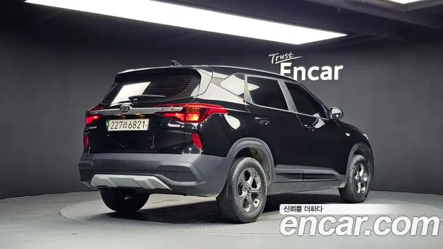 Kia Seltos 2019 thumb 2
