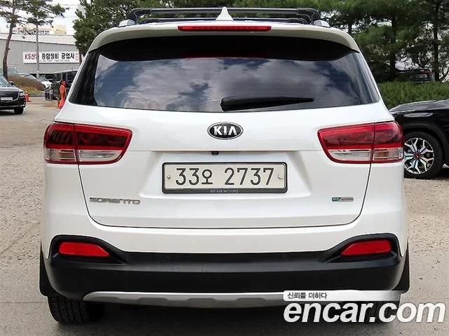 Kia Sorento 2015 thumb 4