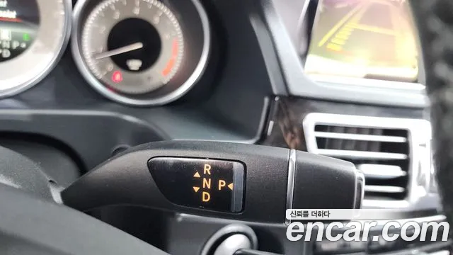 Mercedes-Benz E-Класс 2014 thumb 9