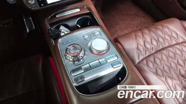 Genesis G90 2022 thumb 9