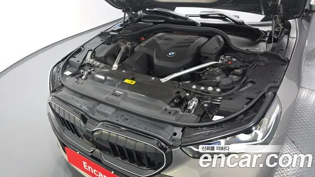 BMW 5 серии 2025 thumb 6