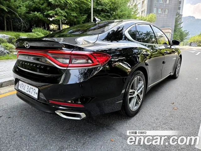 Hyundai Grandeur 2017 thumb 4