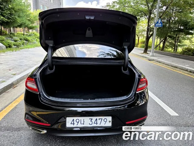 Hyundai Grandeur 2017 thumb 8