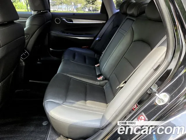 Hyundai Grandeur 2017 thumb 10