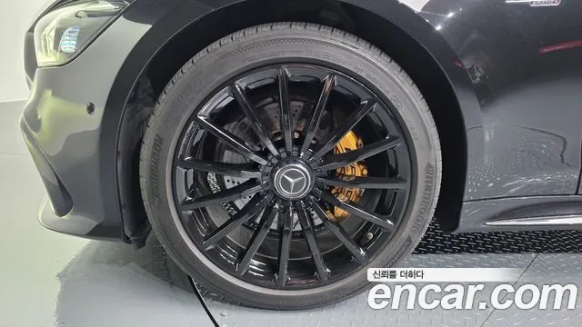Mercedes-Benz AMG GT 2019 thumb 5