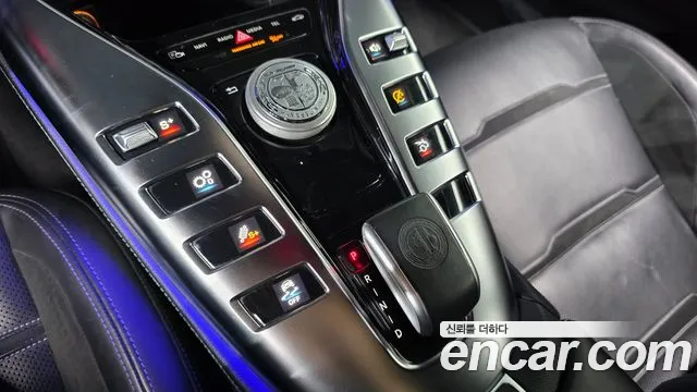Mercedes-Benz AMG GT 2019 thumb 9