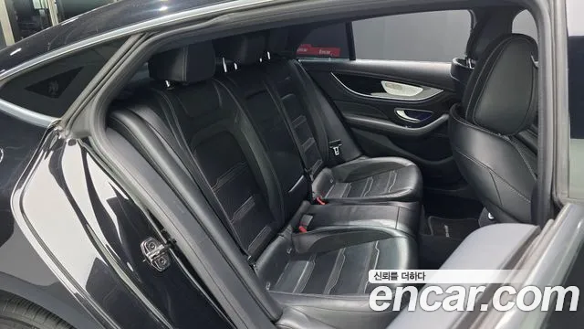 Mercedes-Benz AMG GT 2019 thumb 11
