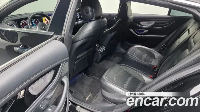 Mercedes-Benz AMG GT 2019 thumb 12