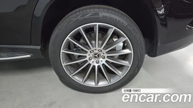 Mercedes-Benz GLE 2025 thumb 5