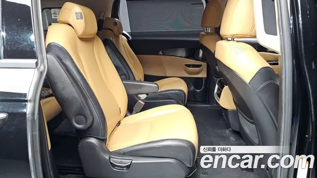 Kia Carnival 2020 thumb 11