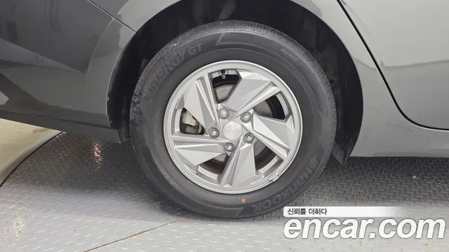 Hyundai Avante 2023 thumb 5