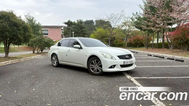 Infiniti G 2012 thumb 3
