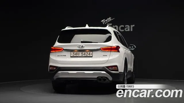 Hyundai Santa Fe 2018 thumb 4