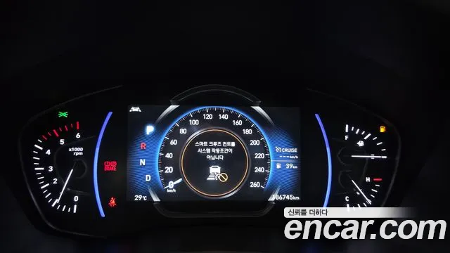 Hyundai Santa Fe 2018 thumb 8
