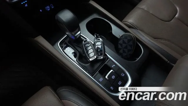 Hyundai Santa Fe 2018 thumb 9