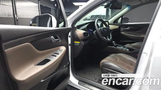 Hyundai Santa Fe 2018 thumb 10