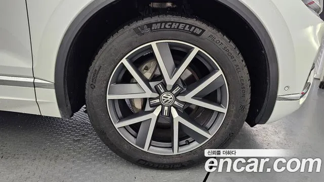 Volkswagen Touareg 2020 thumb 5