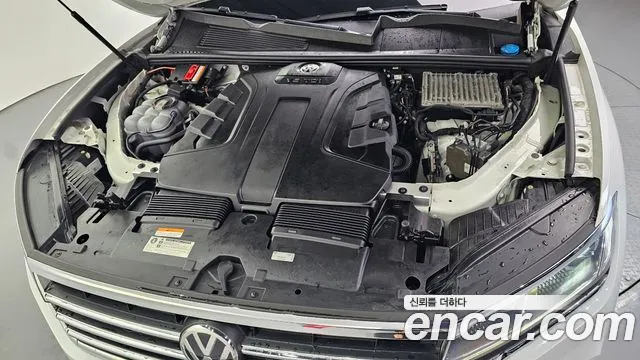 Volkswagen Touareg 2020 thumb 6