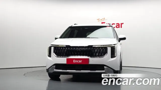 Kia Carnival 2024 thumb 3