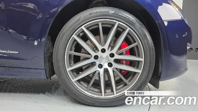 Maserati Ghibli 2020 thumb 5