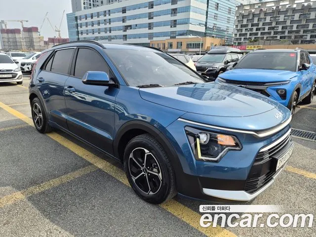 Kia Niro 2022 thumb 3