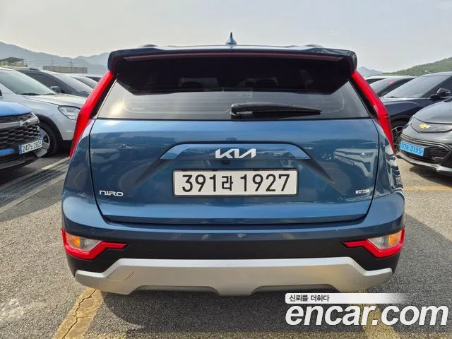 Kia Niro 2022 thumb 5