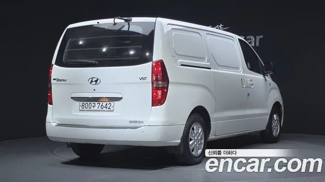 Hyundai Starex 2017 thumb 2