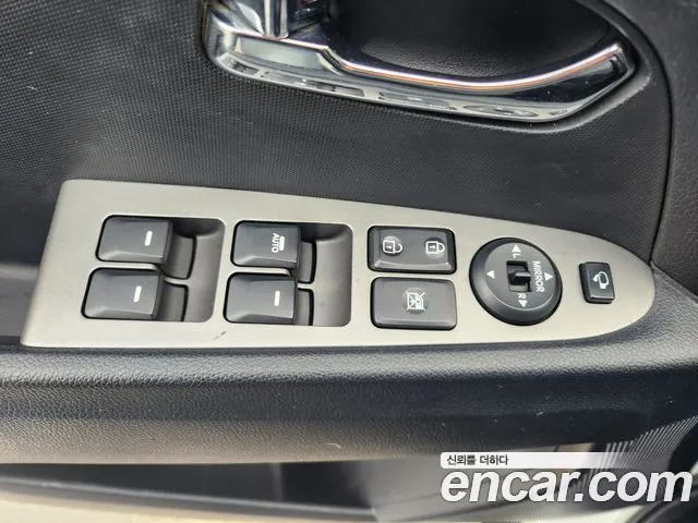 Kia Sportage 2015 thumb 8