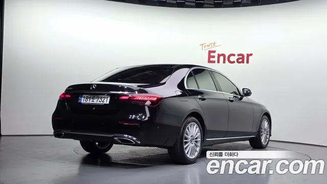 Mercedes-Benz E-Класс 2021 thumb 2