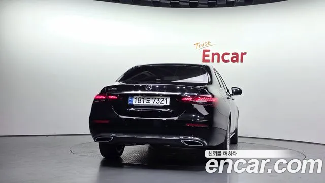 Mercedes-Benz E-Класс 2021 thumb 4