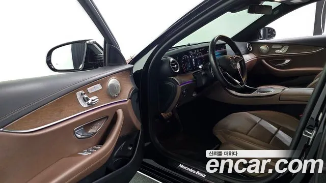 Mercedes-Benz E-Класс 2021 thumb 11